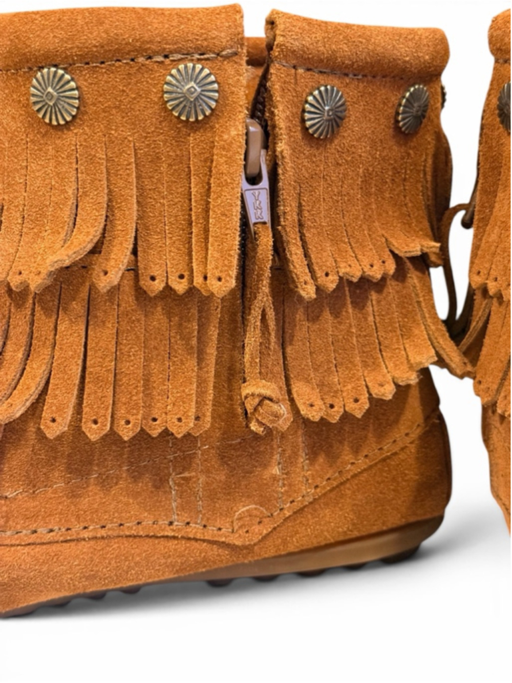 Minnetonka Women’s Double Fringe Suede Ankle Boots Brown Concho Moccasins 9.5 - Picture 8 of 8